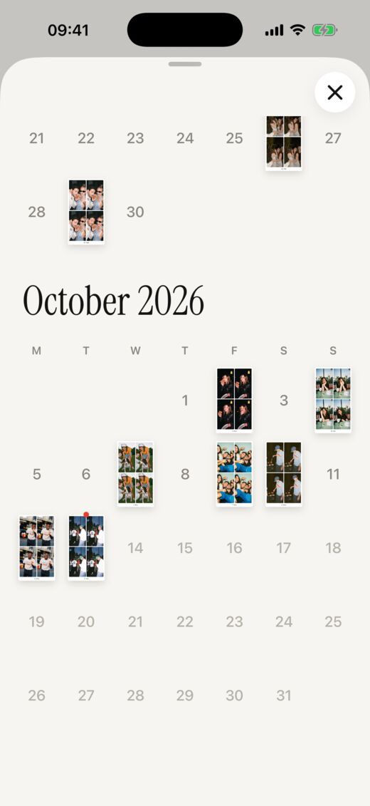 Inbetween calendar: October with an inbetween on each day that has one
